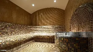 告别僵硬！解锁你的私人按摩师：随时随地，舒缓身心的自我按摩秘籍 封面