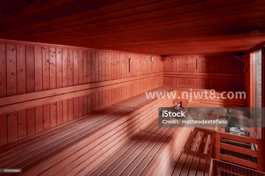 会所内的泡浴区域