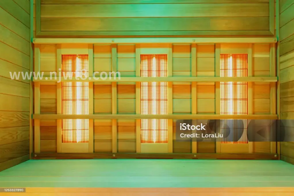 理疗师与顾客交流